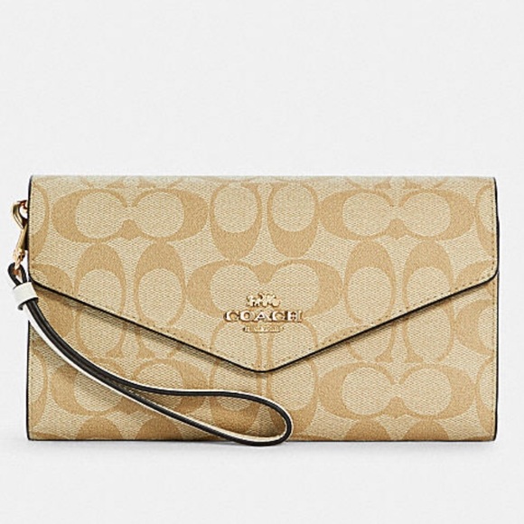COACH Large Wallet In Signature Canvas NWT - Picture 1 of 2